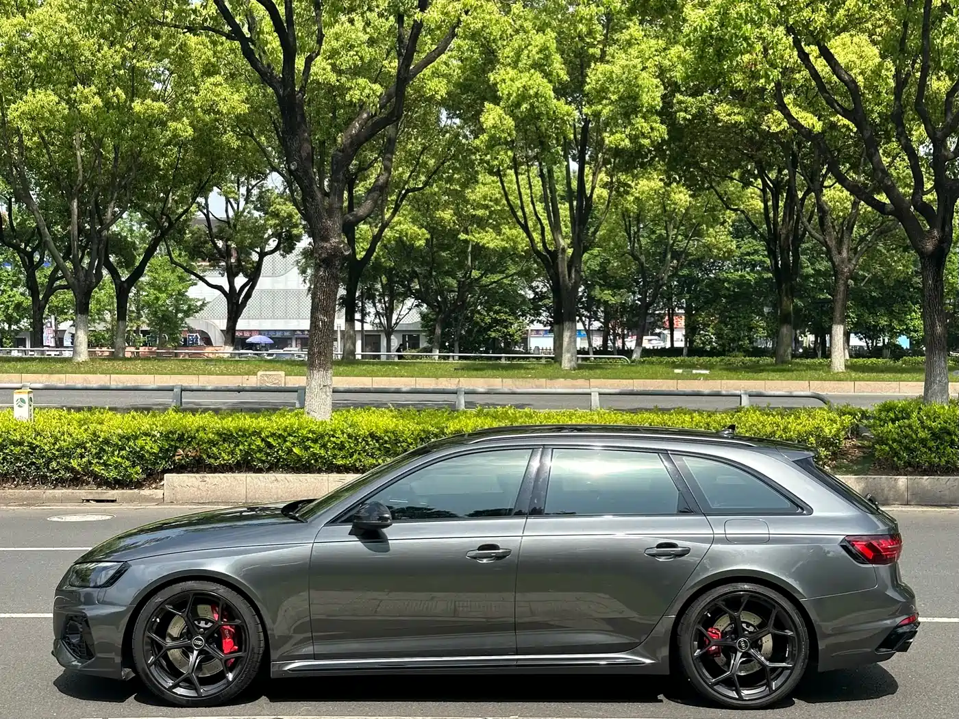 Audi RS 4 2024 RS4 Avant Ignition Edition фото 5