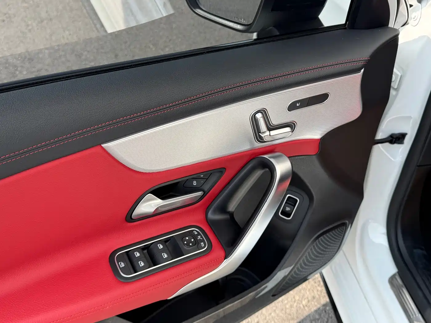 Mercedes-Benz A-Class AMG 2023 Model Year AMG A 35 L 4MATIC фото 8