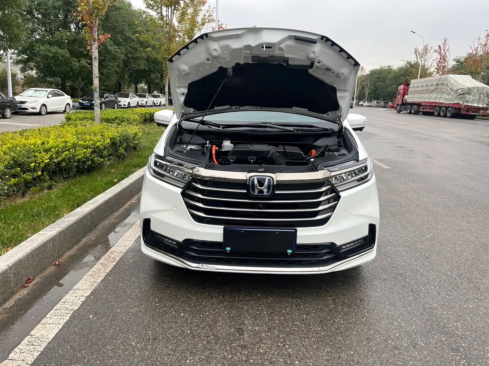 Photo 18 - Honda Odyssey