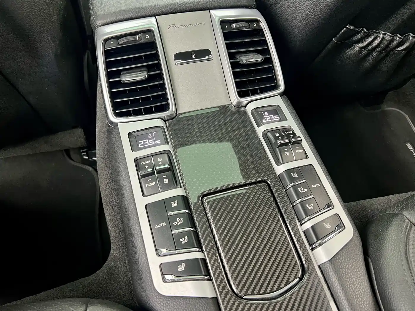 Porsche Panamera 2014 Panamera 3.0T фото 25