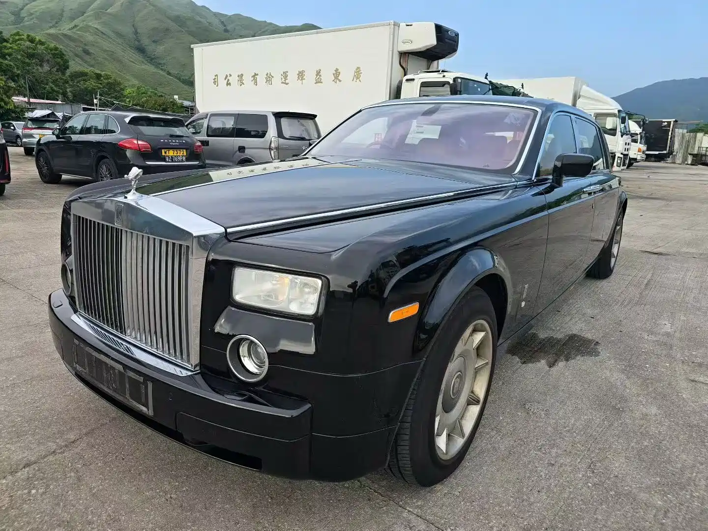 Фото 1 - Rolls-Royce Phantom