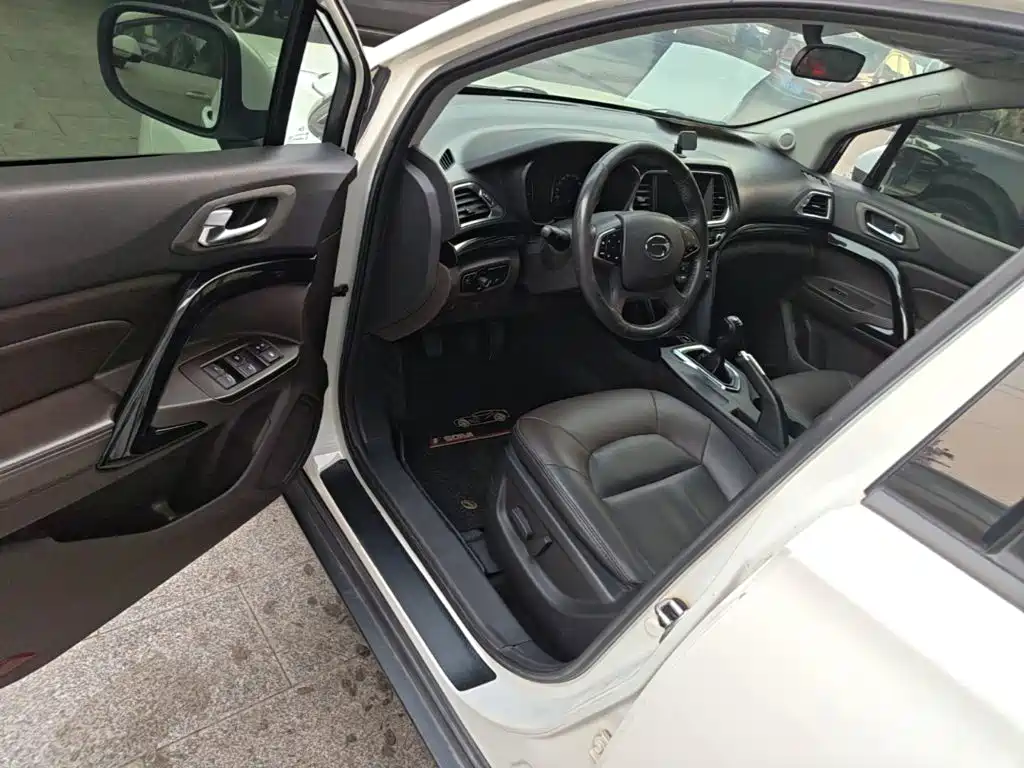 Фото 16 - GAC Trumpchi GS4