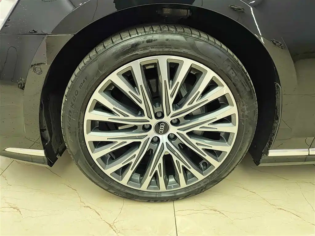 Audi A8 2023 A8L 50 TFSI quattro Premium фото 7