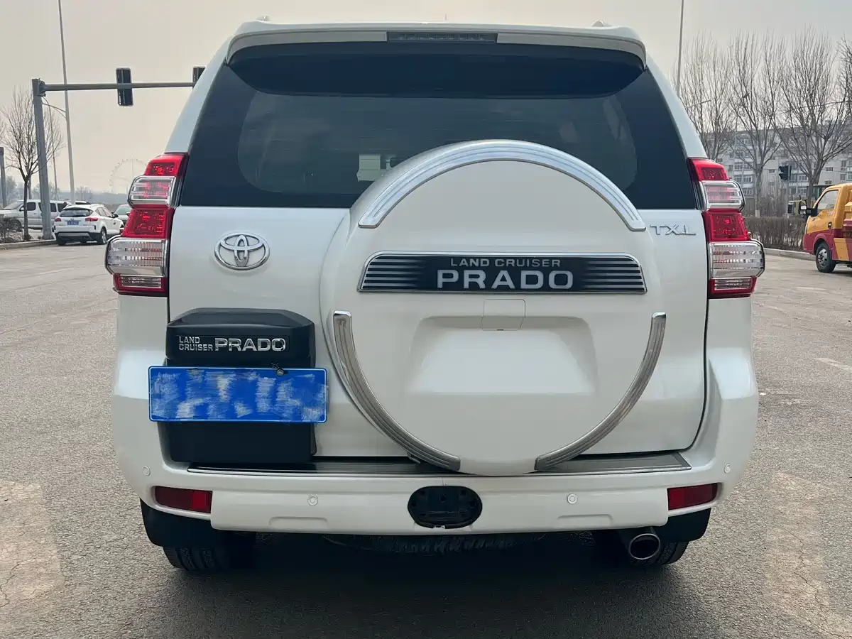 Toyota Prado (Import) 2014 2.7L Automatic Luxury фото 14