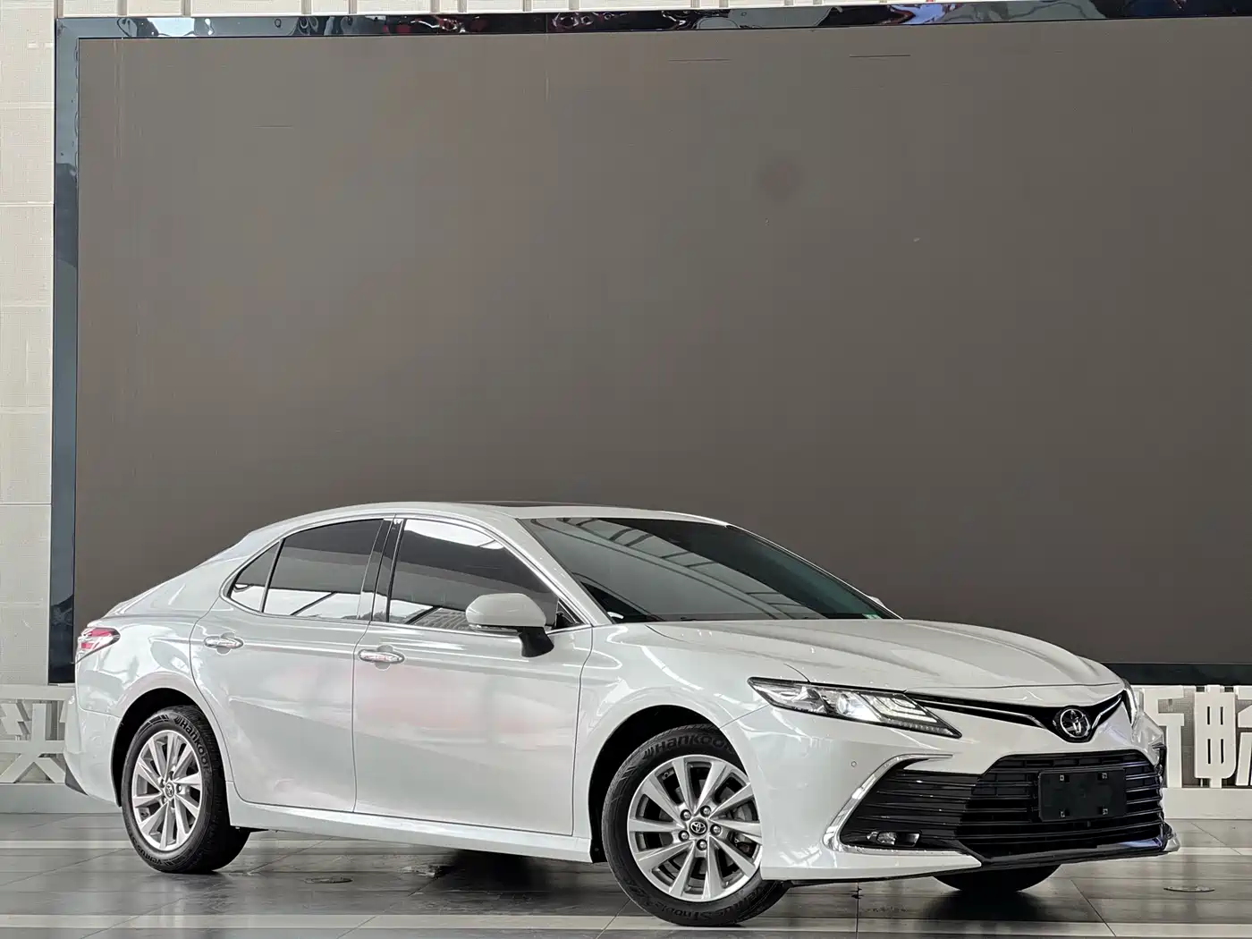Toyota Camry 2021 2.0G Luxury Edition фото 3
