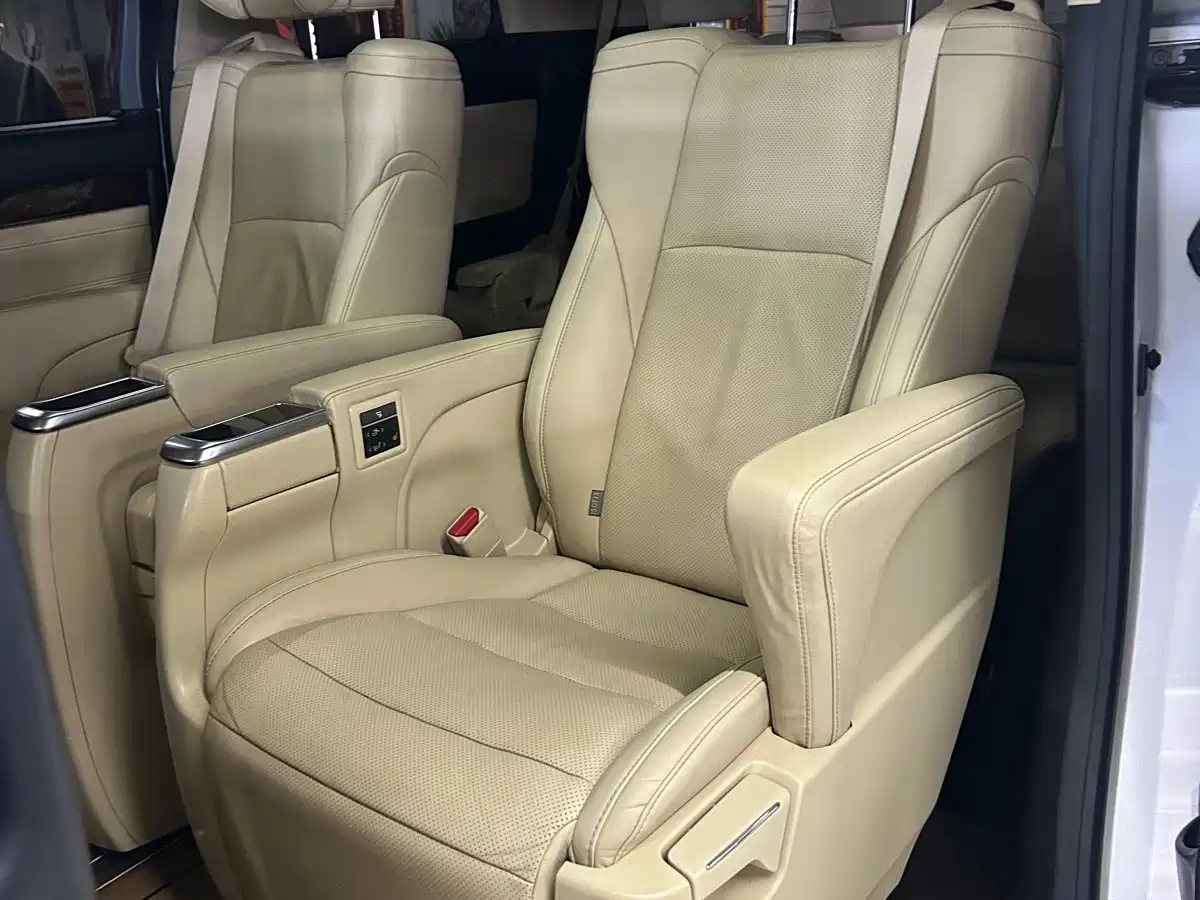 Toyota Alphard 2018 Facelift 3.5L Luxury Edition фото 21