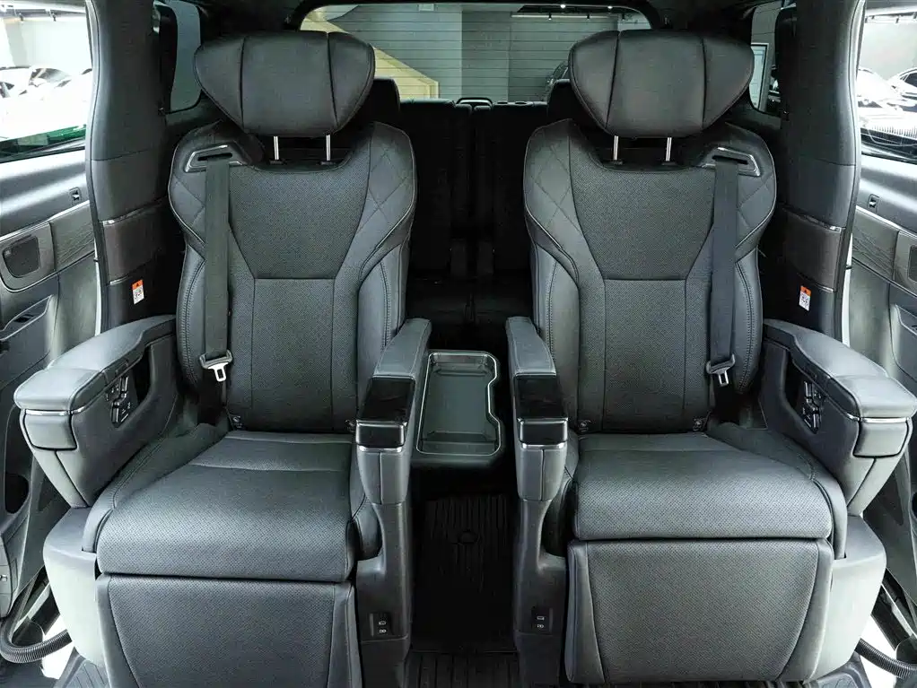 Toyota Vellfire 2024 2024 Crown Hybrid 2.5L Premium Edition