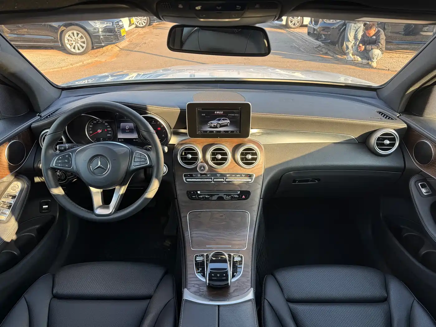 Mercedes-Benz GLC 2016 GLC 300 4MATIC Dynamic фото 7