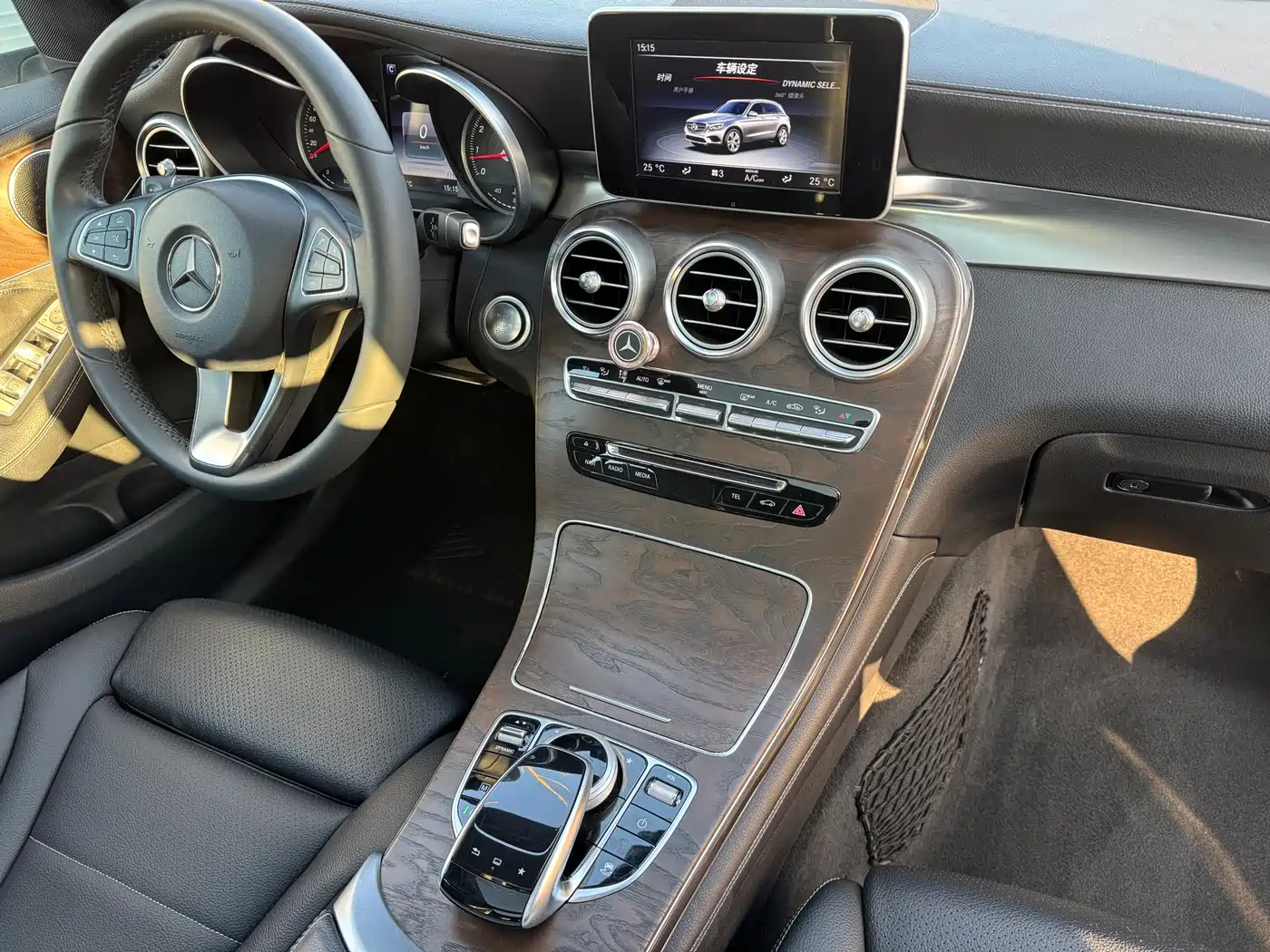 Mercedes-Benz GLC 2016 GLC 300 4MATIC Dynamic фото 10
