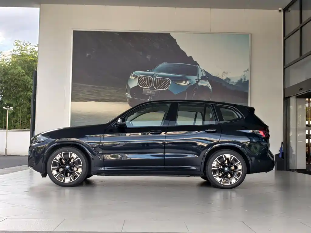 BMW iX3 2024 2024 Innovation Leader