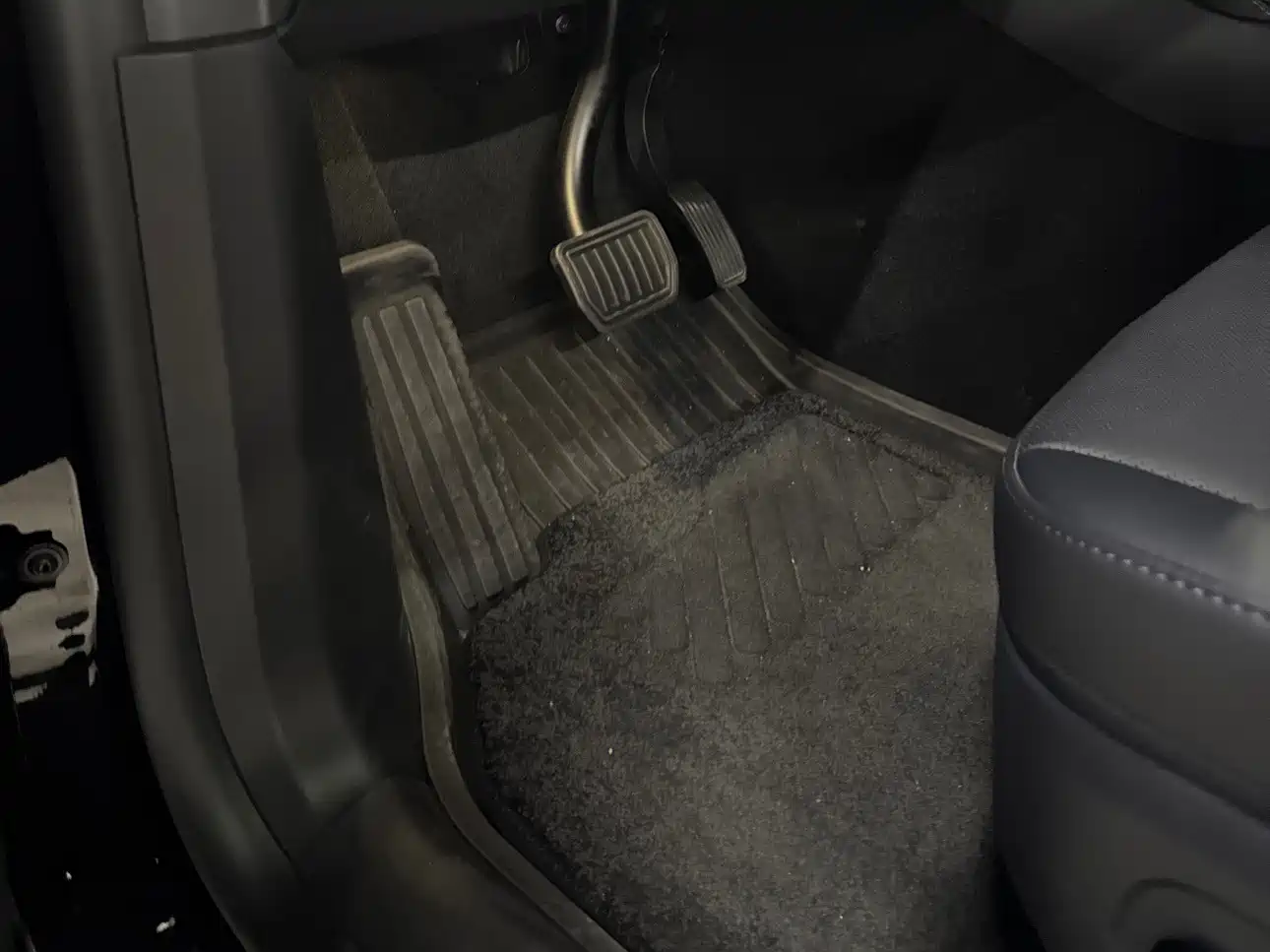 Tesla Model Y 2026 2026 Rear-Wheel Drive