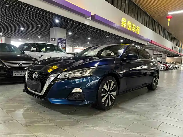 Nissan Teana 2022