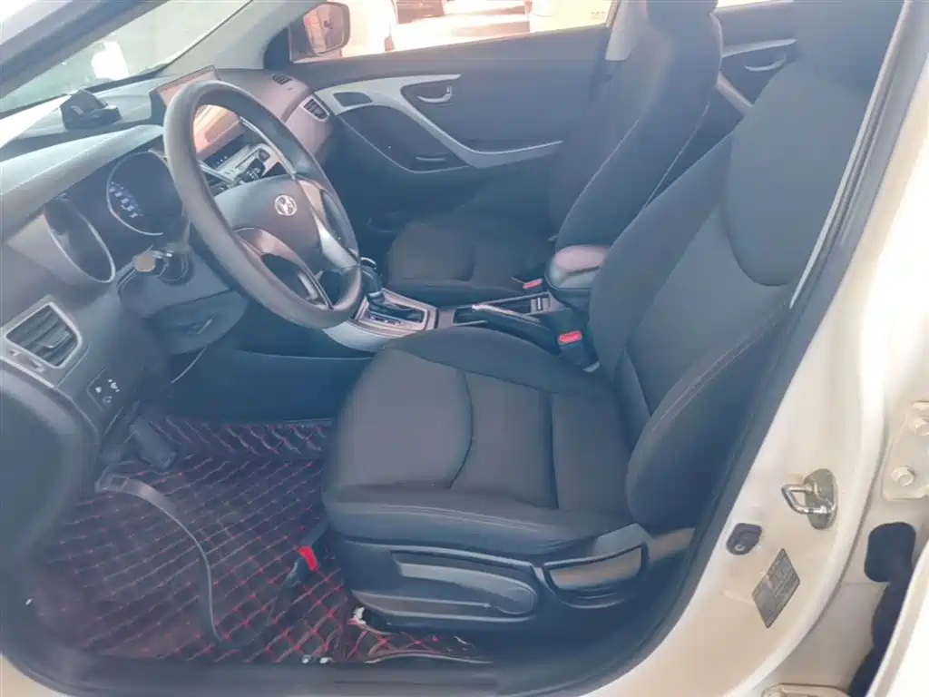 Hyundai Langdong 2016 1.6L Automatic Smart Edition фото 15