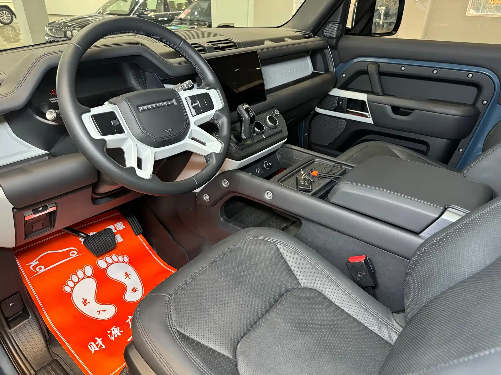 صورة 7 - Land Rover Defender