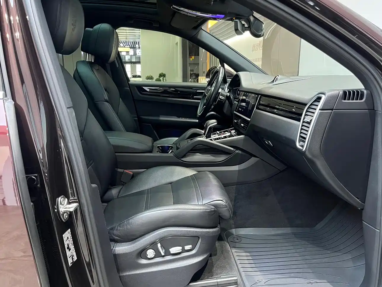 Porsche Cayenne 2018 Cayenne 3.0T фото 14