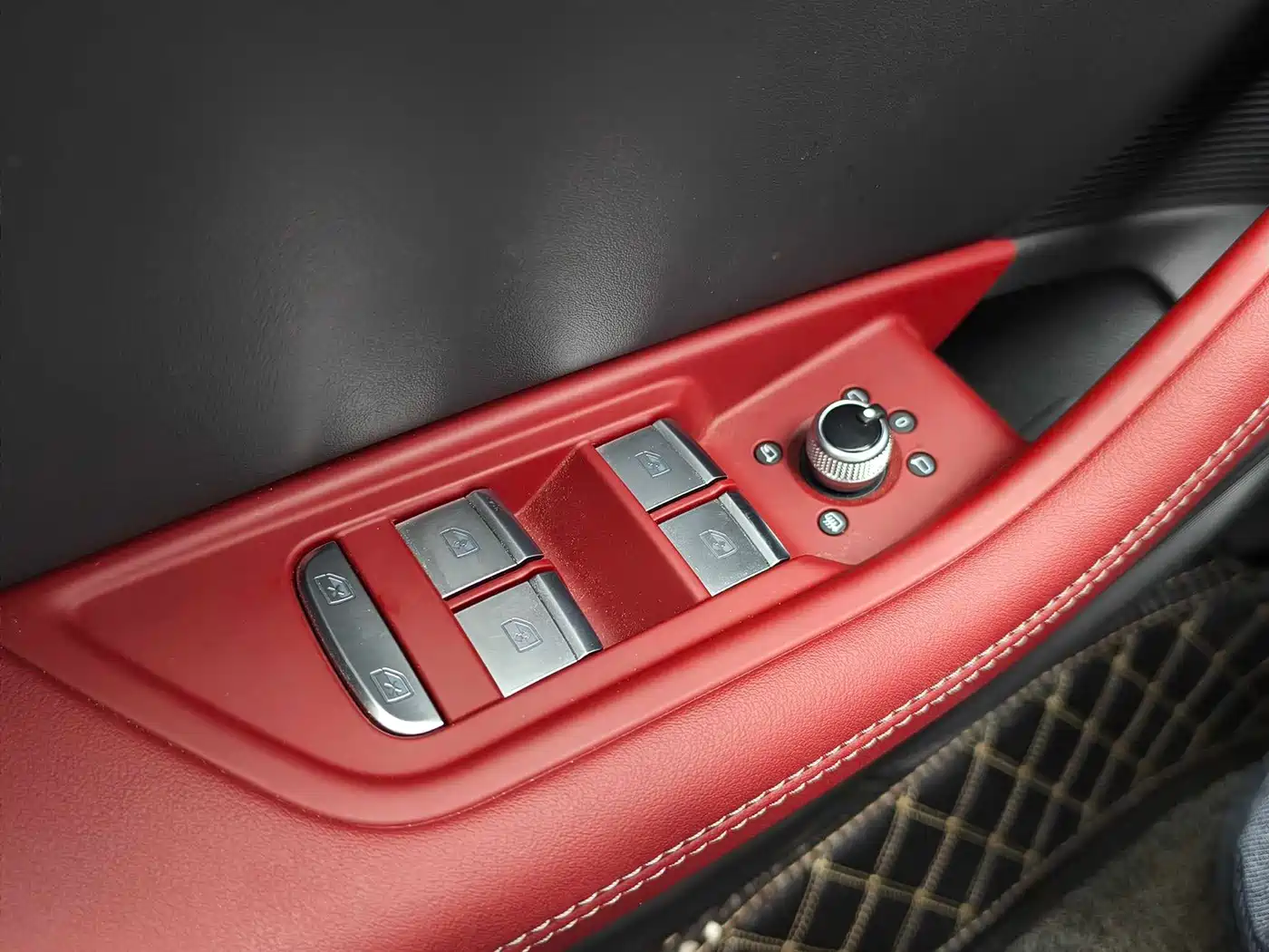 Audi A4L 2025 2024 40 TFSI Luxury Dynamic (Starry Night Edition)