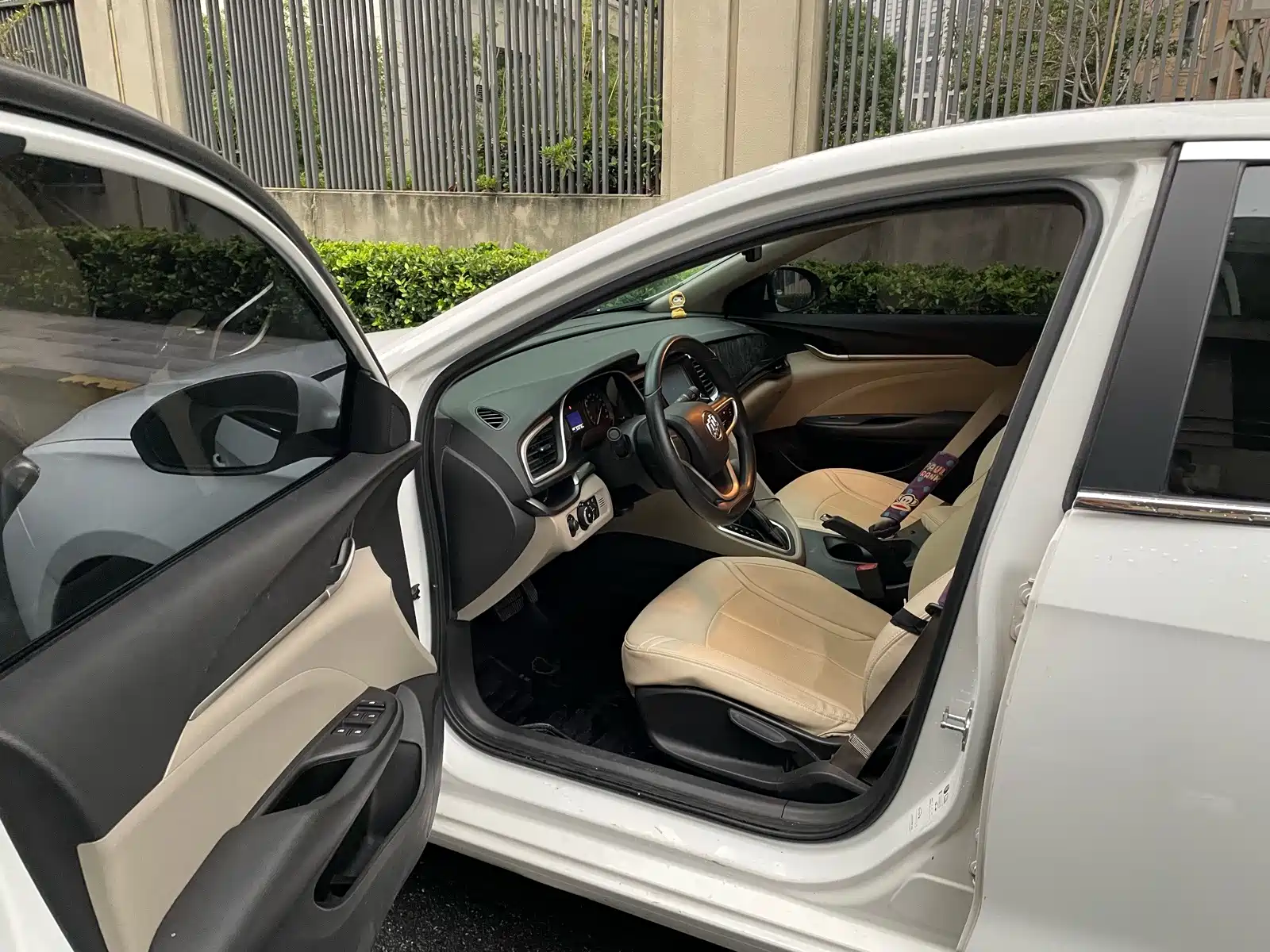Фото 10 - Buick Excelle