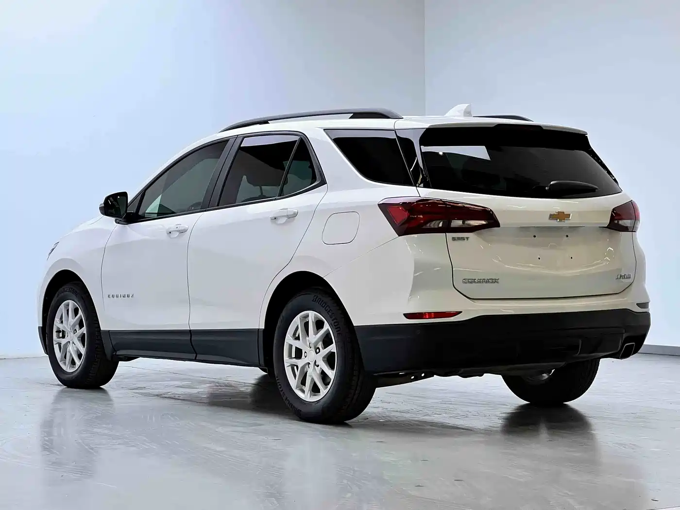 Chevrolet Equinox 2019 535T Auto Galloping Edition China V фото 9
