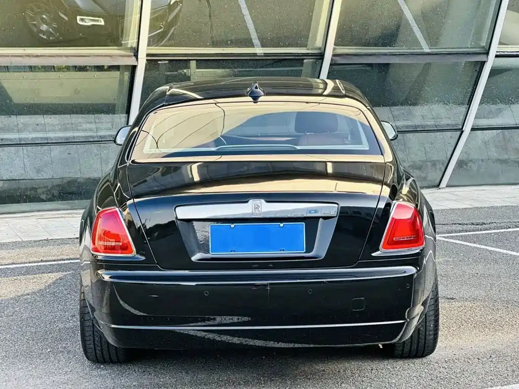 Фото 8 - Rolls-Royce Ghost