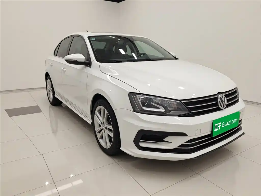 Volkswagen Sagitar 2018 280TSI DSG Spark Edition фото 23