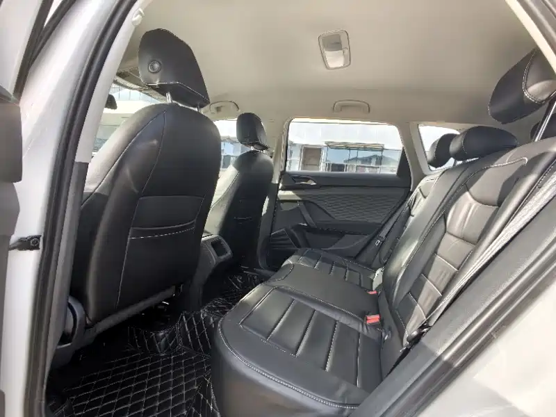 Volkswagen Tharu 2020 280TSI 2WD Trend Edition China VI фото 5