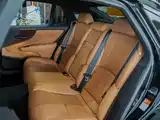 Фото 7 - Lexus LS