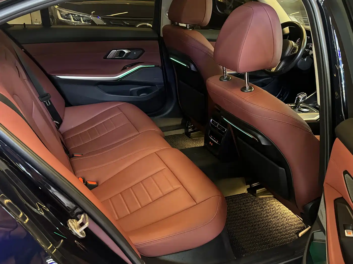 BMW 3 Series 2021 325Li M Sport Package фото 12