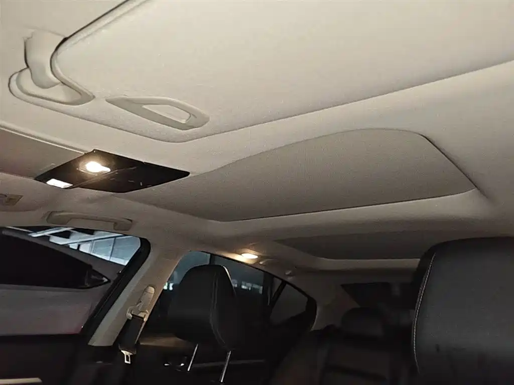 Photo 18 - Nissan Teana