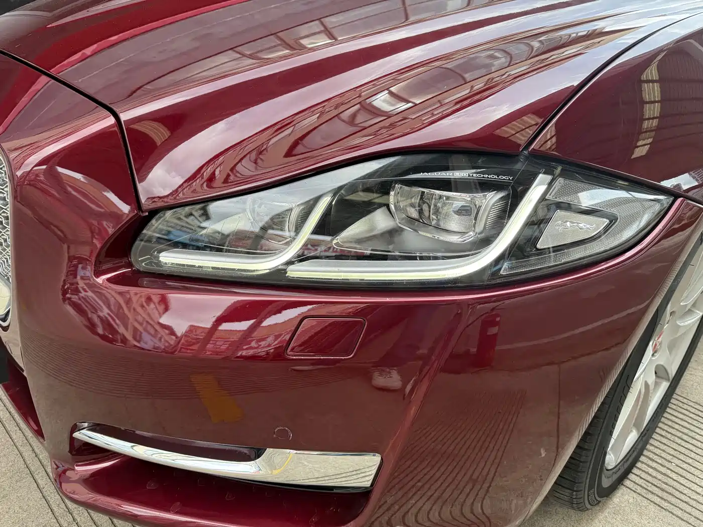Photo 29 - Jaguar XJ