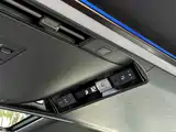 Photo 14 - Toyota Alphard
