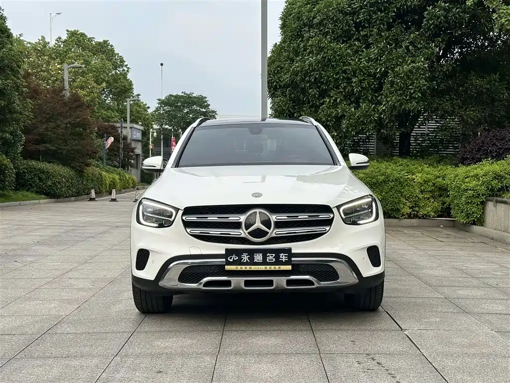 Mercedes-Benz GLC 2021 GLC 260 L 4MATIC Sporty фото 2