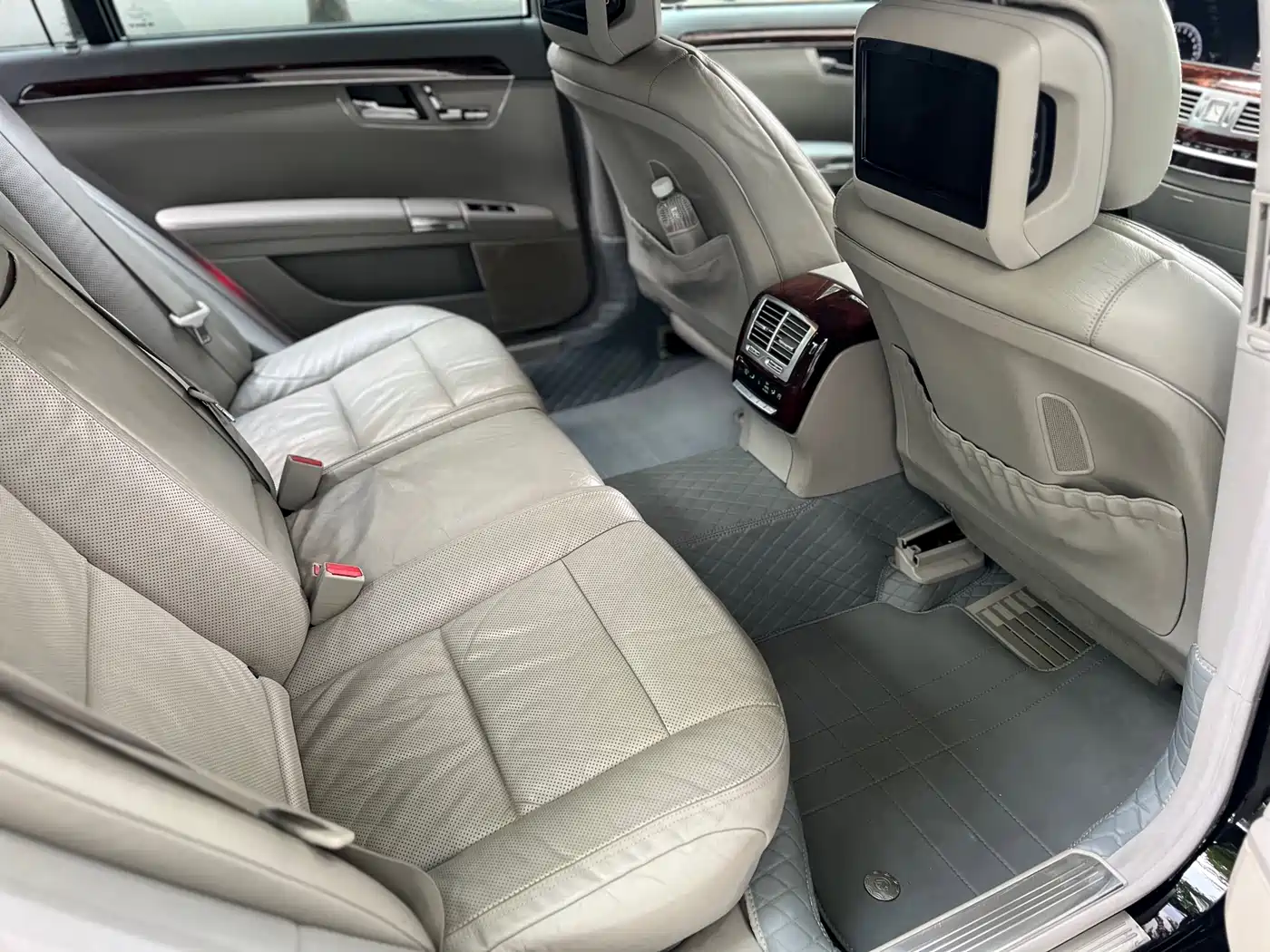 Mercedes-Benz S-Class 2010 S 350 L Luxury фото 9