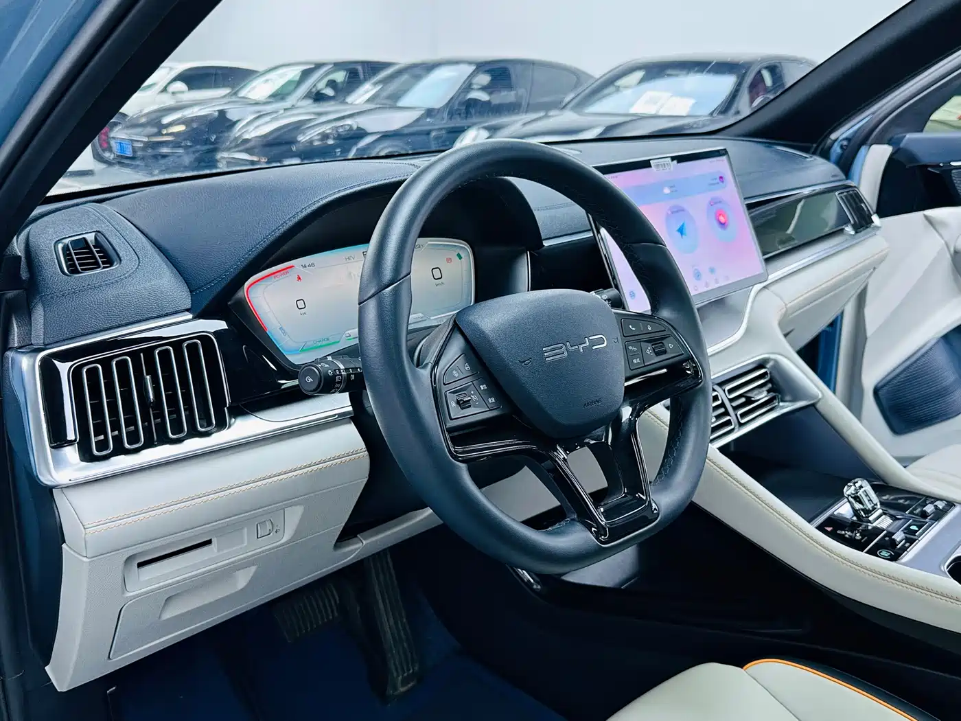 BYD Song PLUS PHEV 2024 Glory Edition DM-i 110km Flagship фото 5