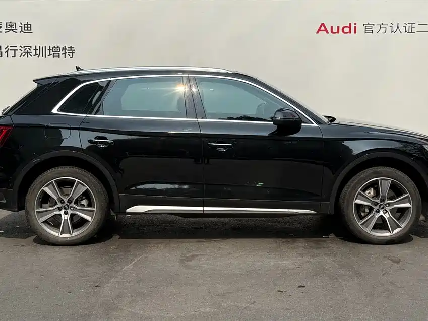 Audi Q5L 2022 45T Luxury Elegance фото 4