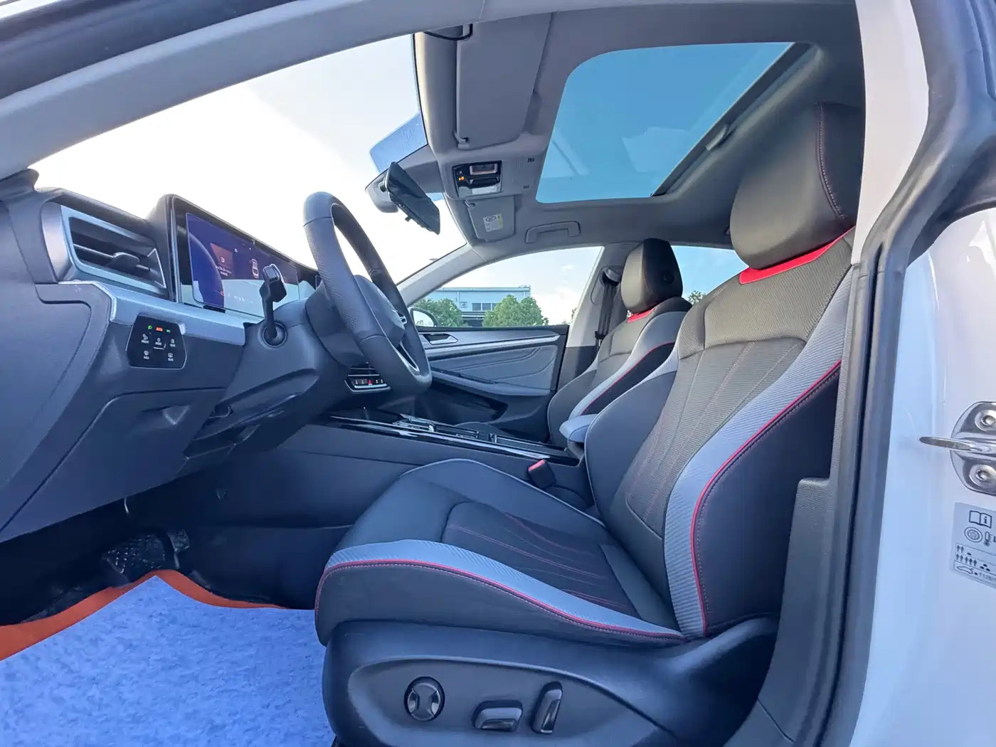 Volkswagen Lamando, миниатюра 17