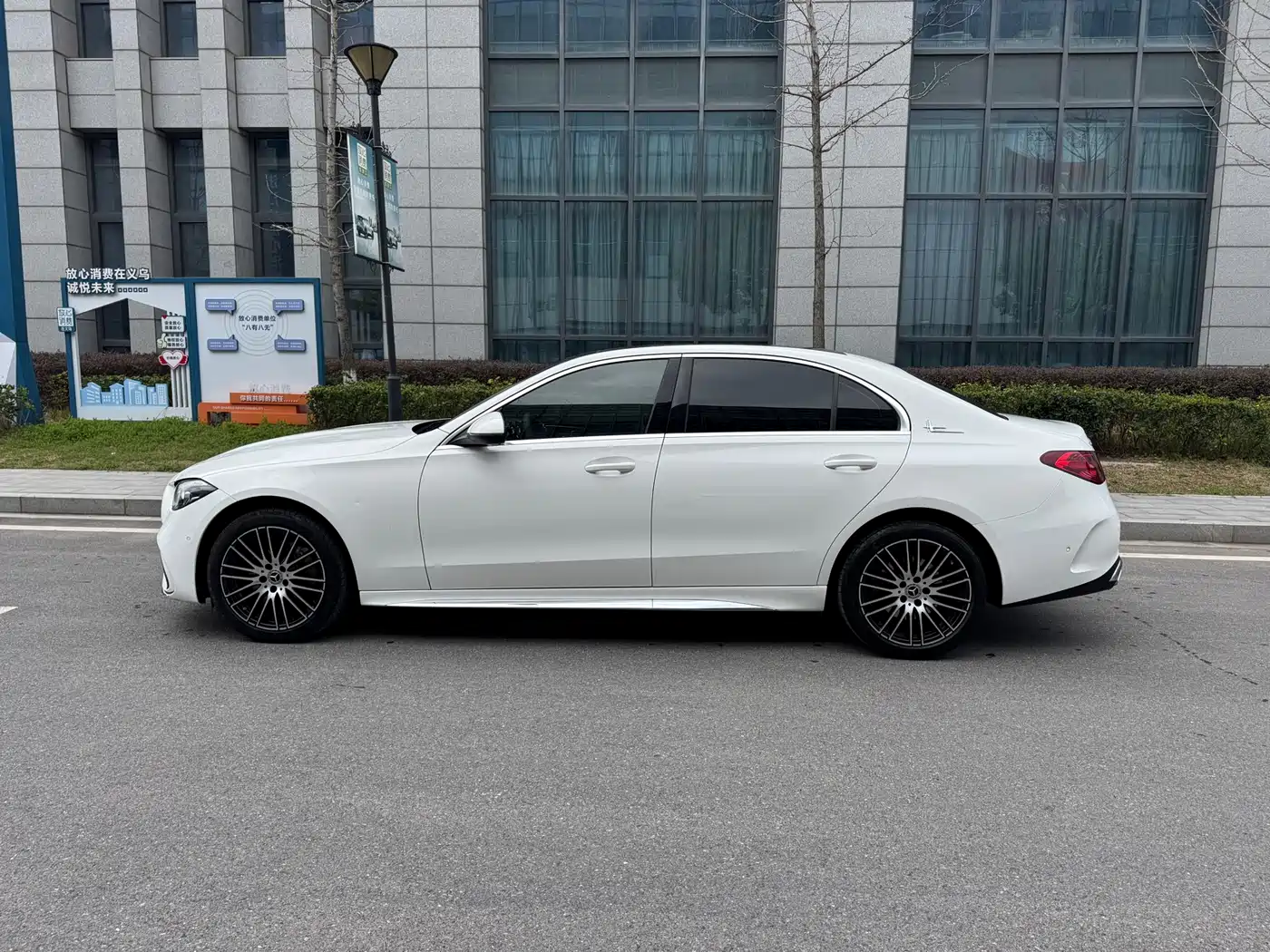 Mercedes-Benz C-Class 2023 C 260 L Sport фото 7