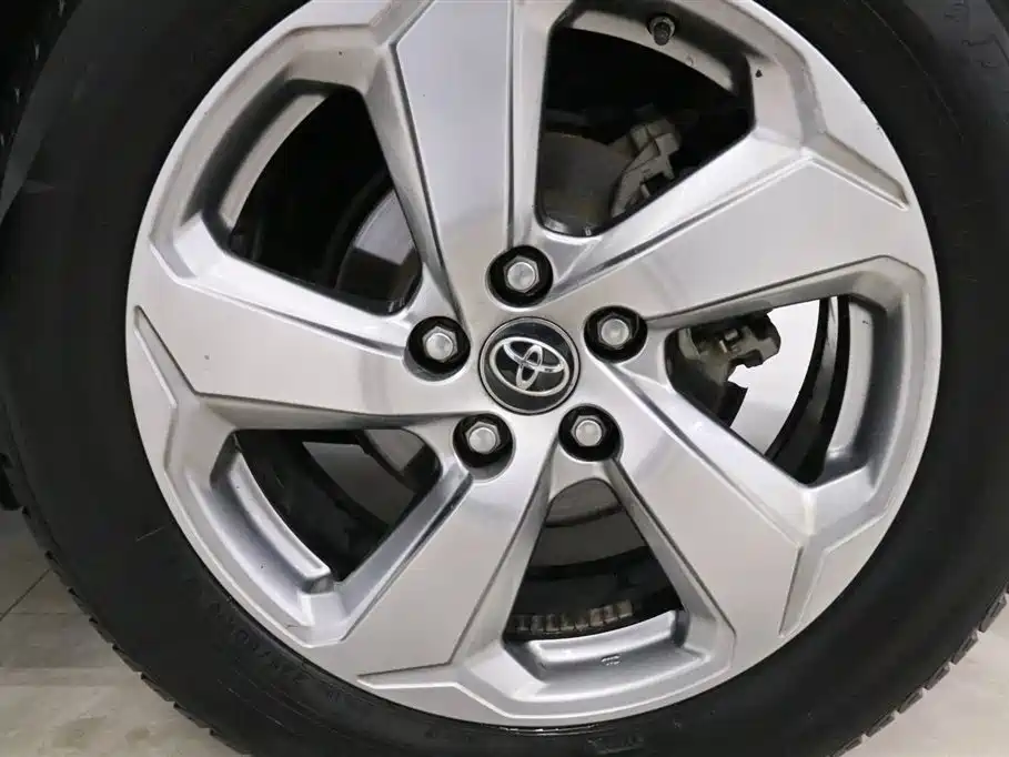 Toyota RAV4 Rongfang 2020 2.0L CVT 4WD Fashion PLUS фото 18
