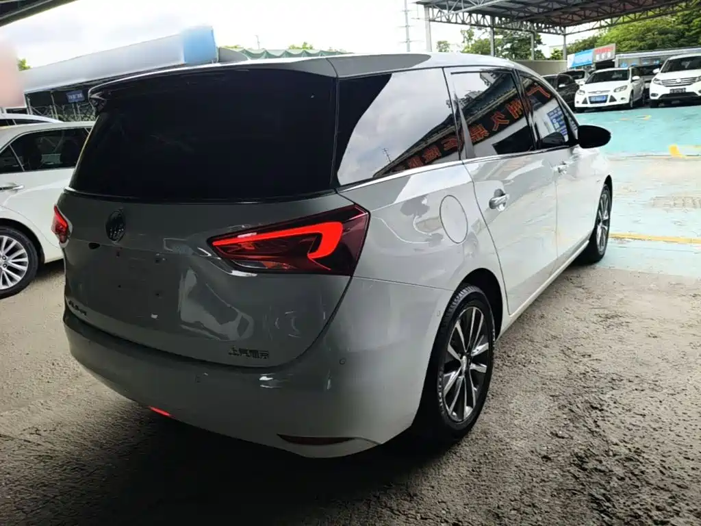 Buick GL6 2018 2018 18T 6-Seater Premium