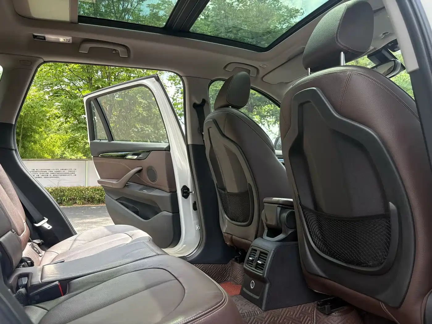 BMW X1 2016 sDrive20Li Luxury Model фото 8