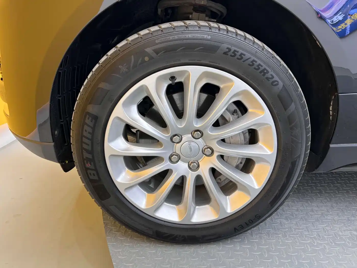 Фото 21 - Land Rover Range Rover