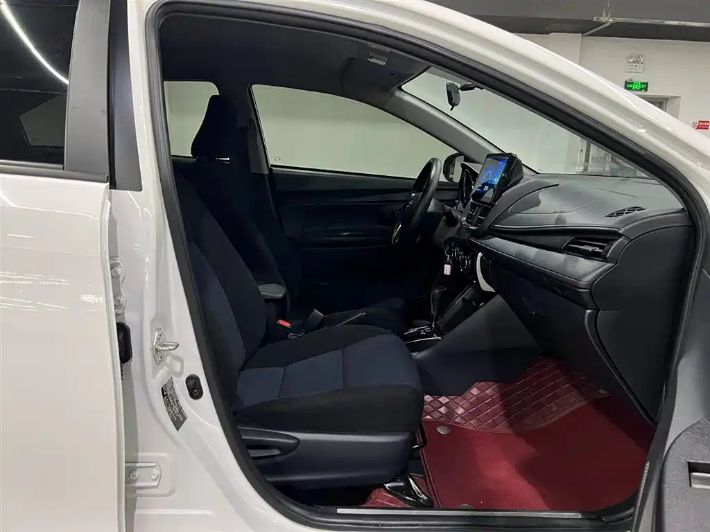 Toyota YARiS L Zhi Xiang 2022 1.5L CVT Leading PLUS Edition фото 15