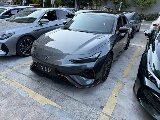 Changan UNI-V 2.0T, Драйв, 3-е поколение