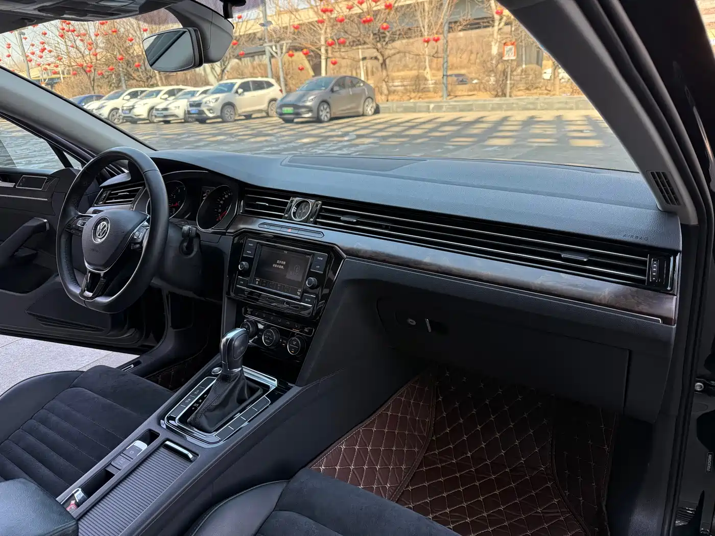 Volkswagen Magotan 2018 330TSI DSG Luxury фото 18