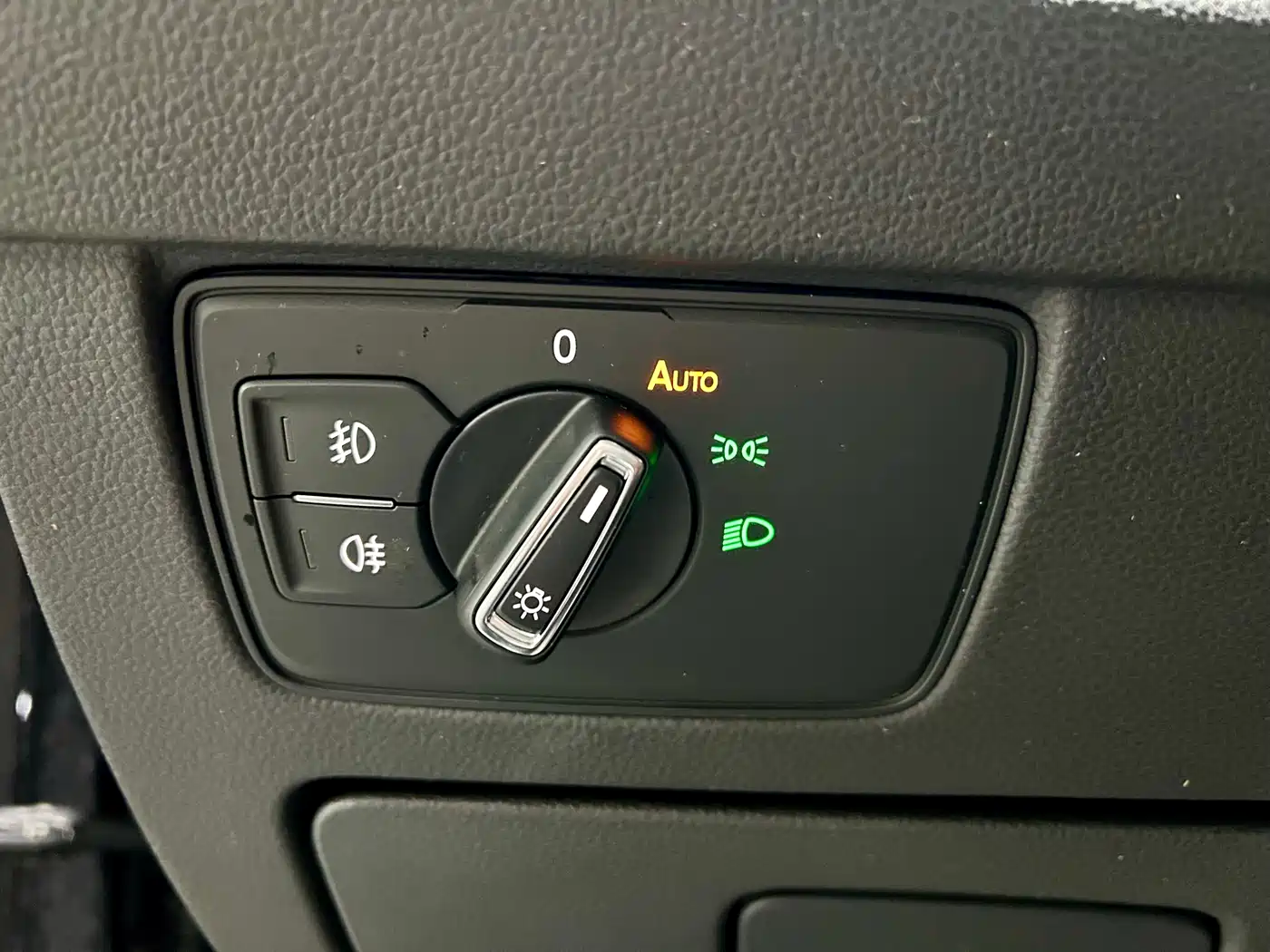 Volkswagen Magotan 2025 Popular Edition 280TSI DSG Comfort фото 16