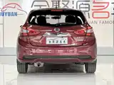 Photo 5 - Nissan Tiida