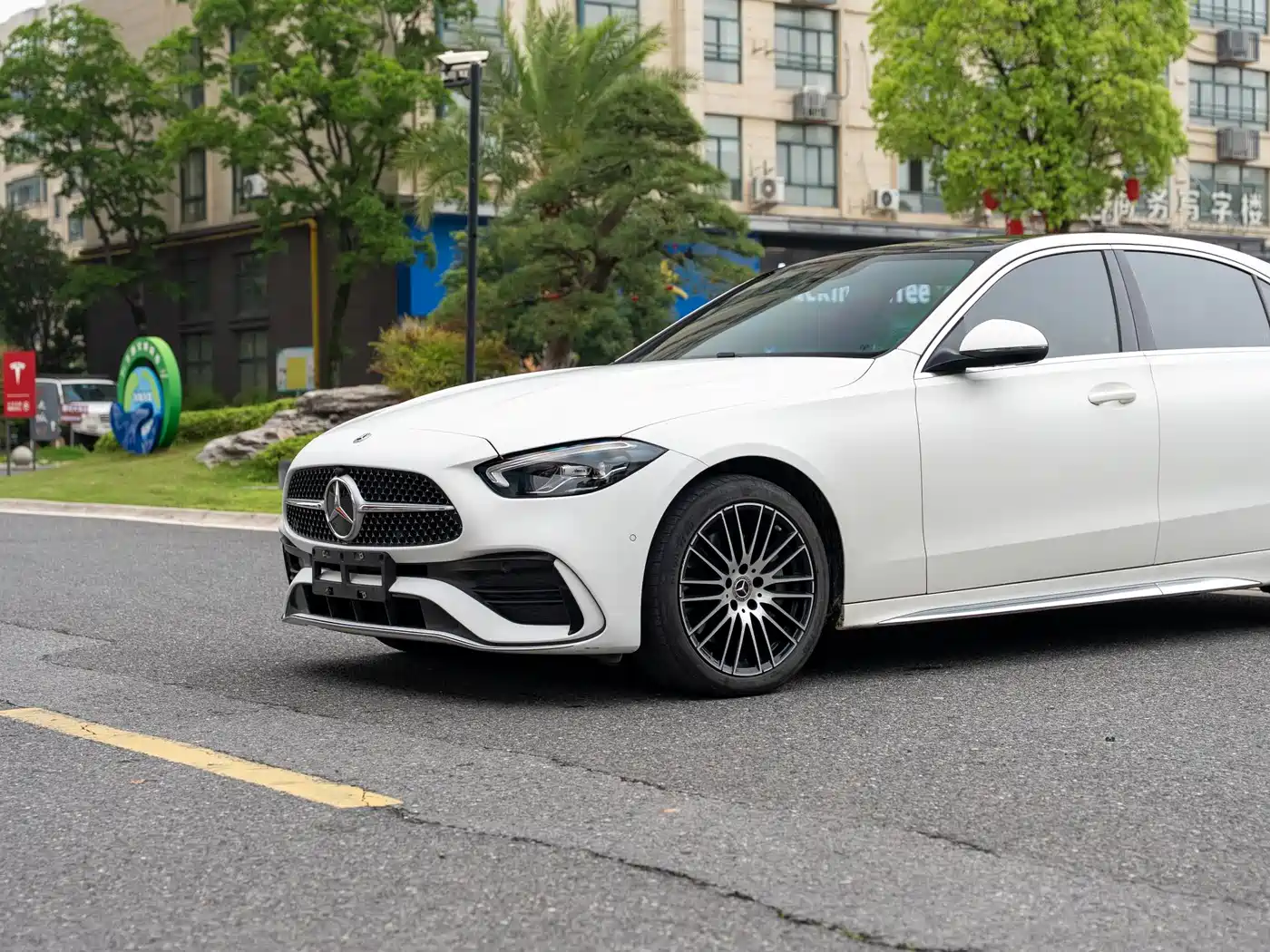 MERCEDES-BENZ C CLASS