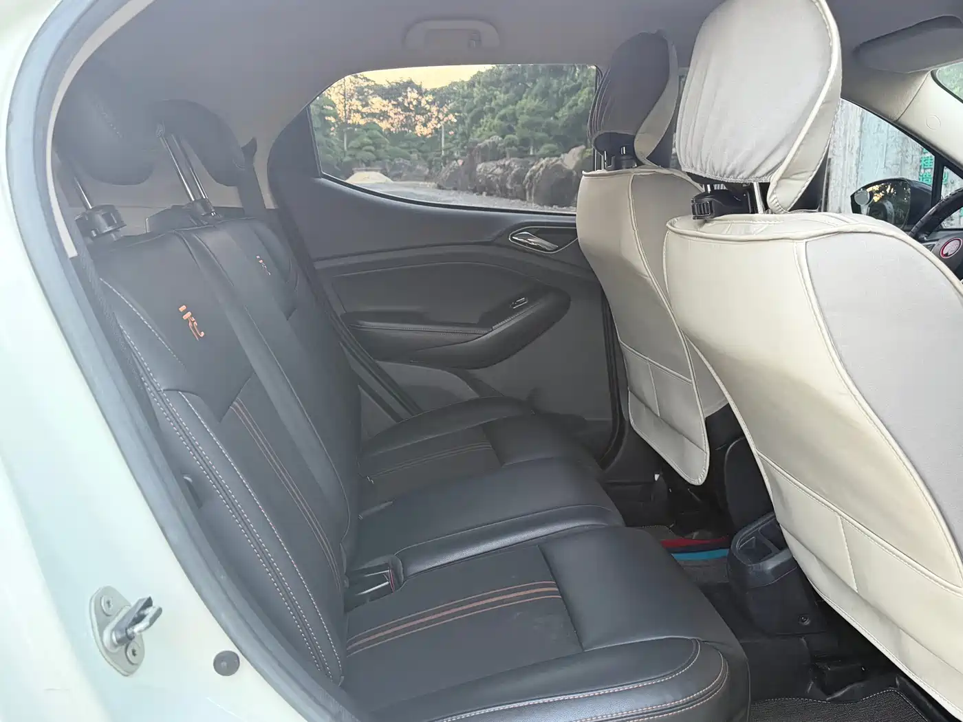BYD Yuan 2017 2016 1.5L Automatic Luxury