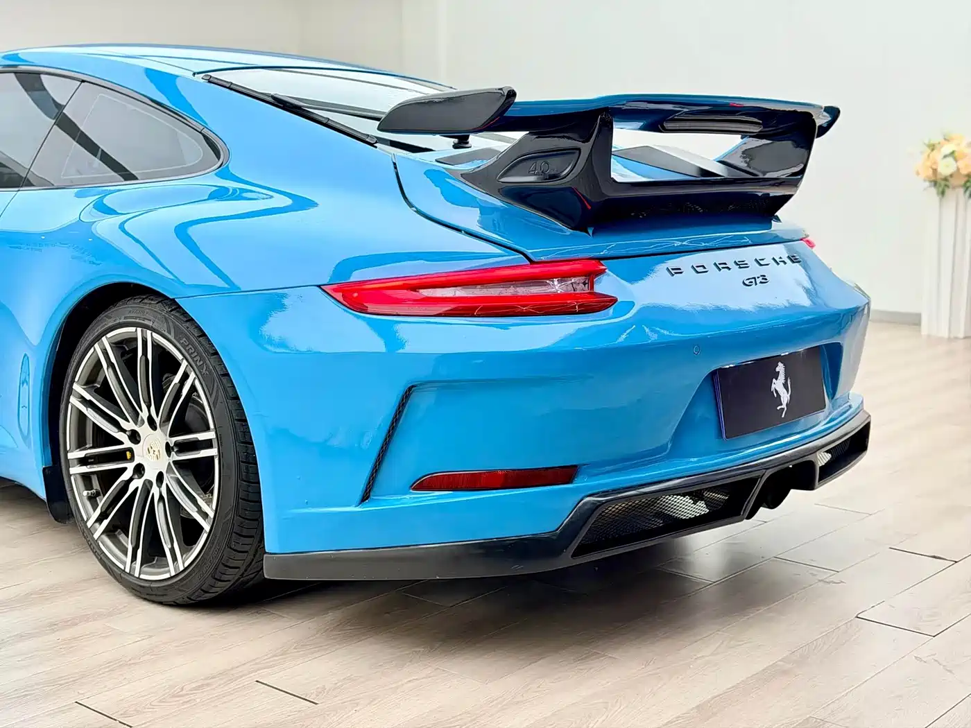 Photo 8 - Porsche 911
