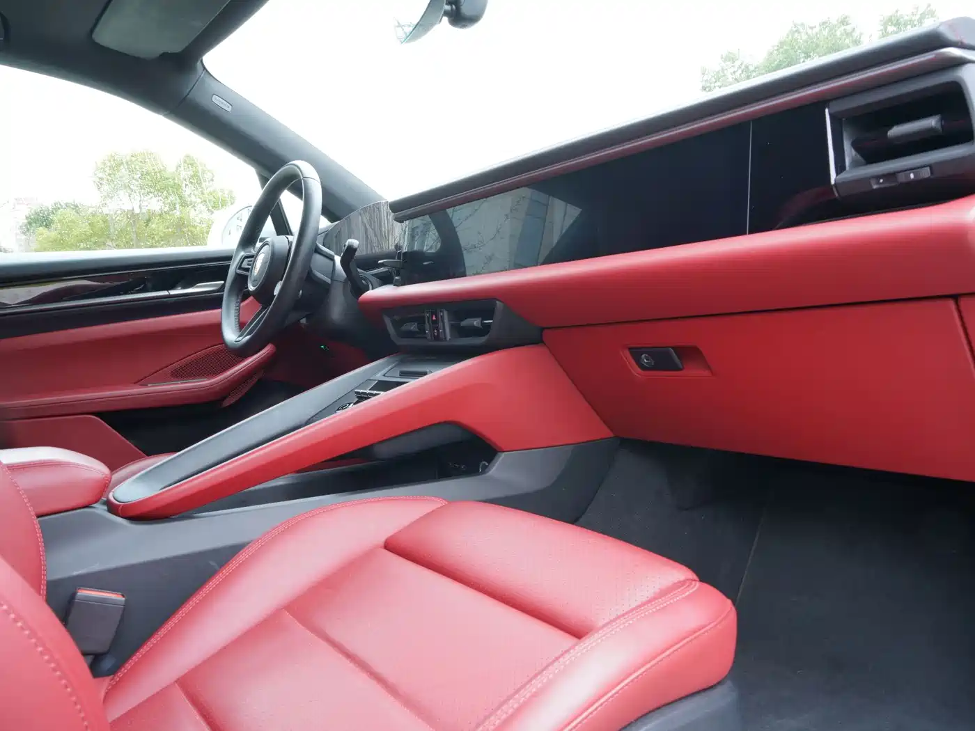 PORSCHE MACAN NEW ENERGY