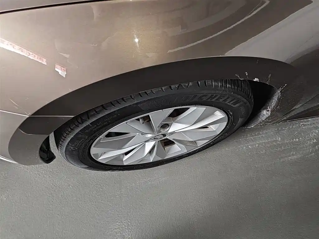 Škoda Superb 2019 TSI280 DSG Comfort Edition фото 23
